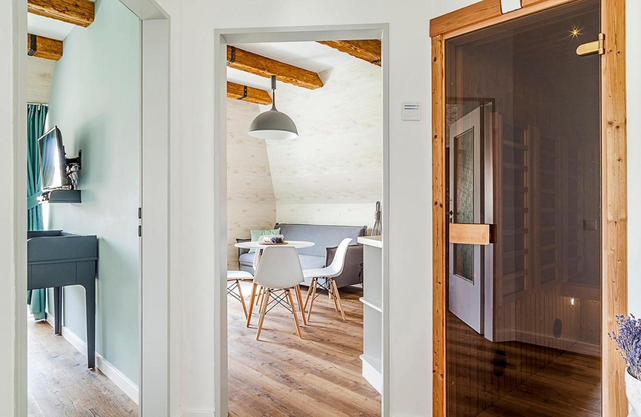 Harmonia Apartman Erkellyel Es Szaunaval Balatonfured Ngoại thất bức ảnh