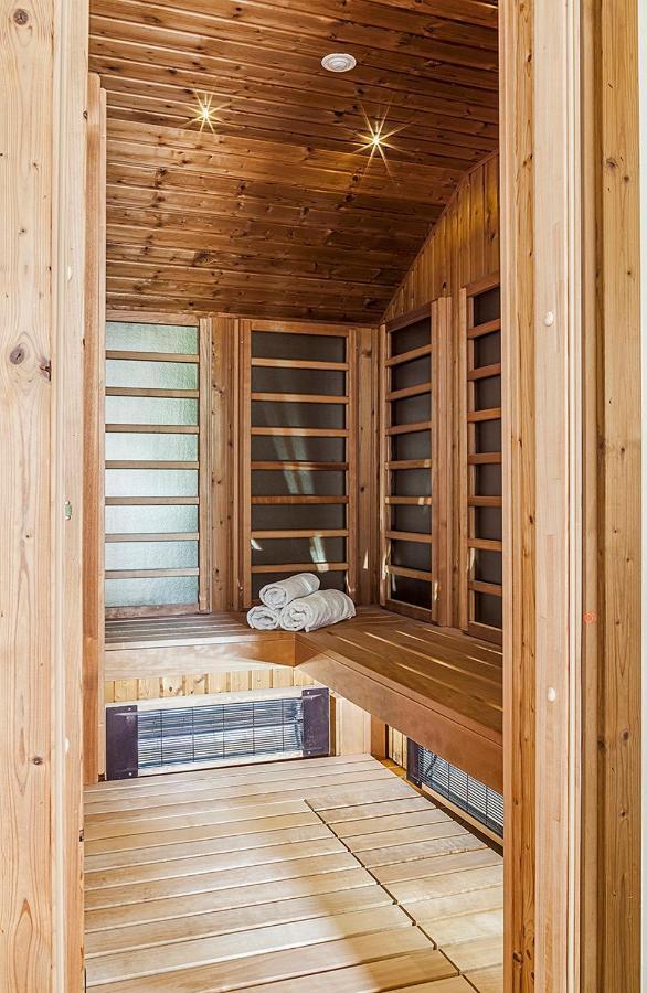 Harmonia Apartman Erkellyel Es Szaunaval Balatonfured Ngoại thất bức ảnh